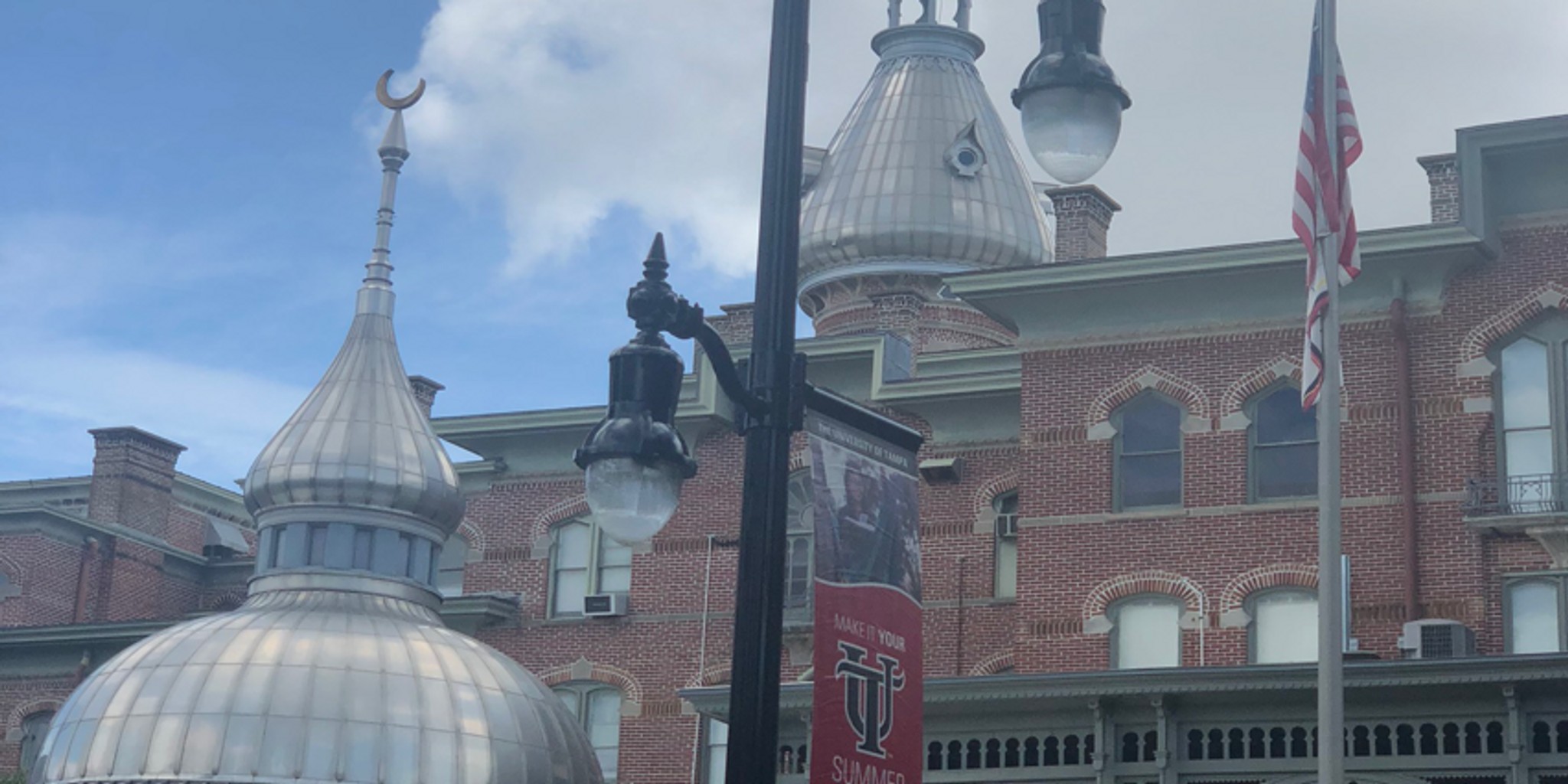 University of Tampa Alumni / Tampa Bay  bowl icon