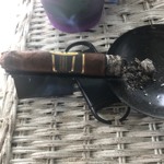 Cigar smokers bowl icon