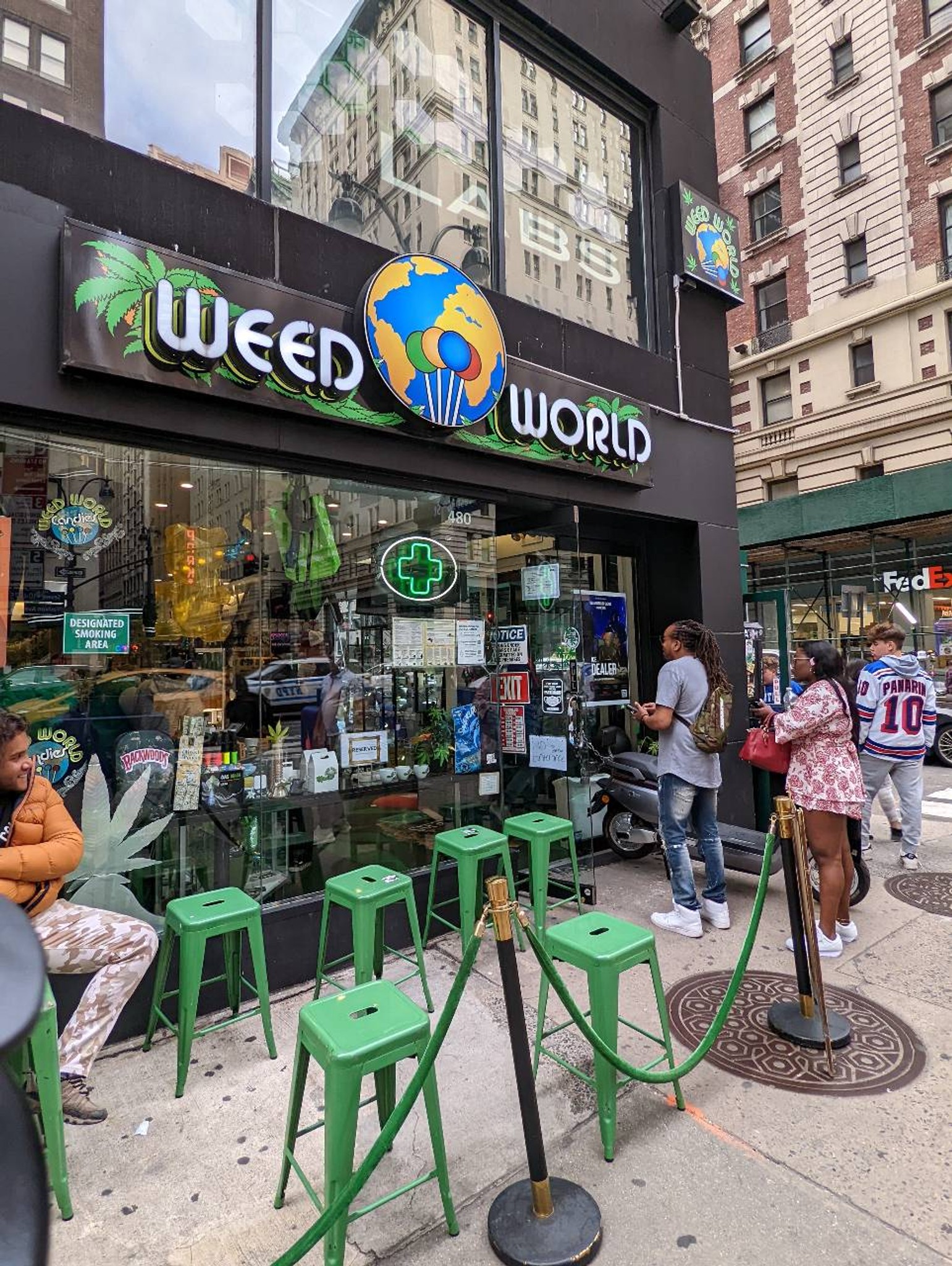 Why are all of the marijuana shops in NYC so disgu... Fishbowl