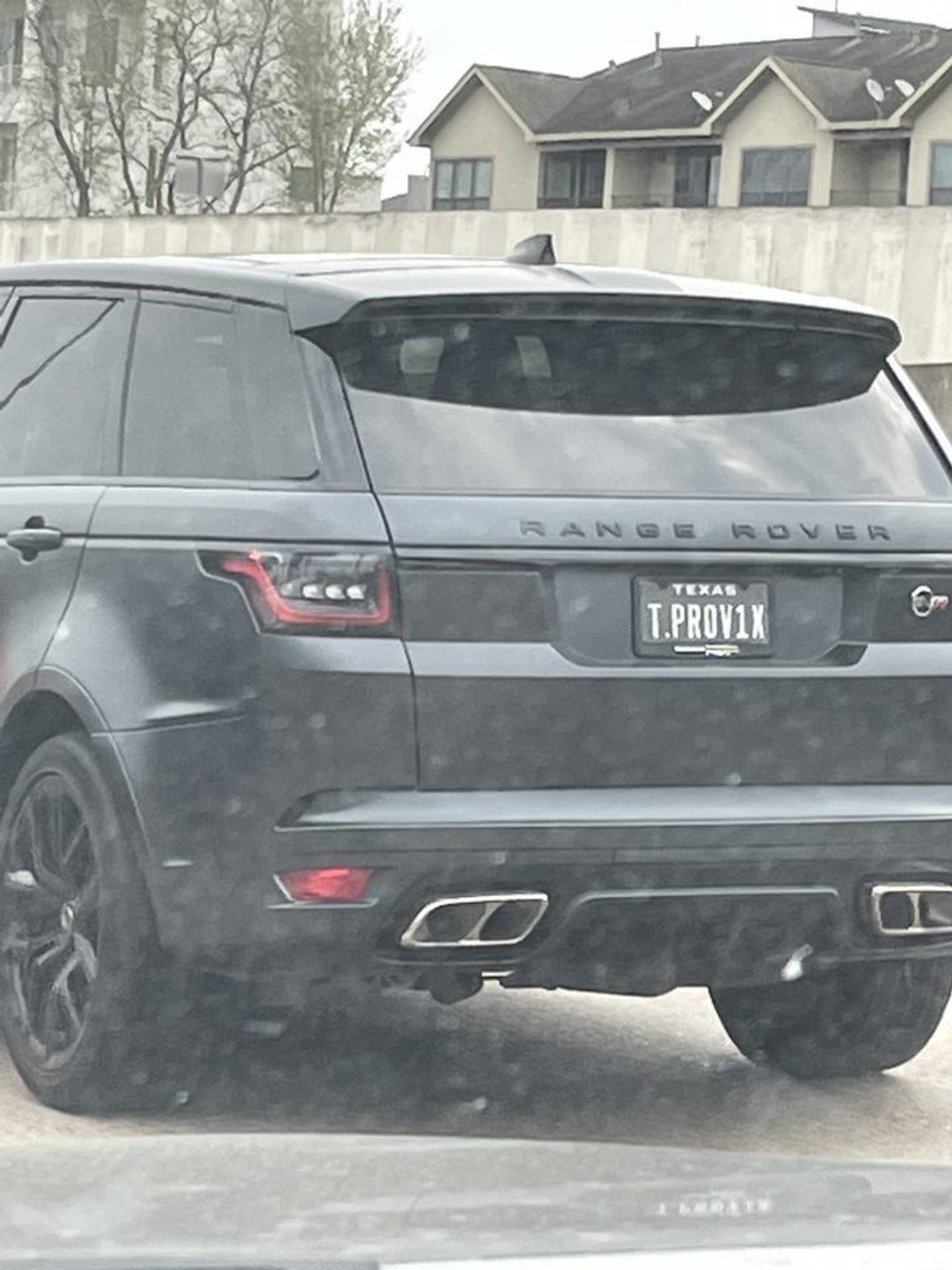 Anyone know if a vanity plate can fit “Kirkland Si... Fishbowl